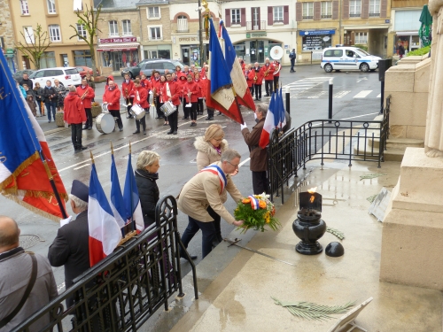 8 mai 1945,cérémonie du 8 mai,vouziers,jean-françois gamahut